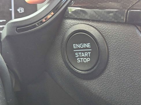 Used 2024 Ford Escape ST-Line w/ Cold Weather Package FWD image 31