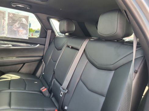 Used 2022 Cadillac XT5 Premium Luxury FWD image 13
