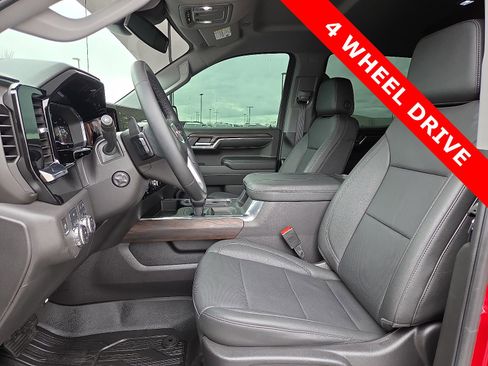 Used 2024 GMC Sierra 1500 SLT w/ SLT Convenience Package image 15