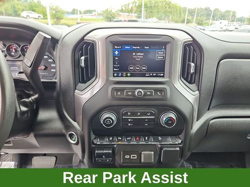 Used 2024 Chevrolet Silverado 2500 Custom w/ Custom Value Package image 15