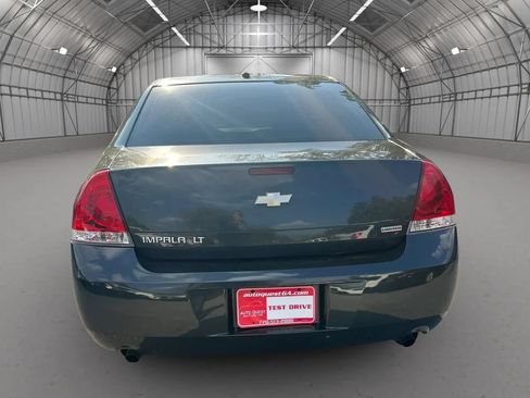 Used 2016 Chevrolet Impala LT FWD image 4