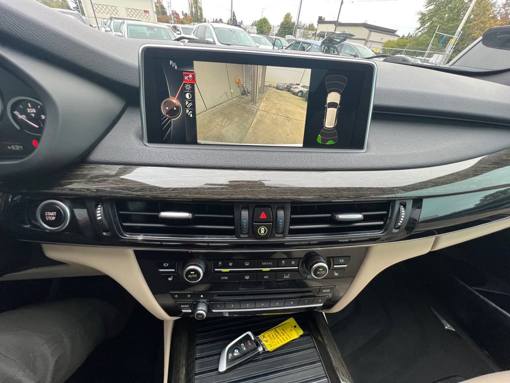 Used 2016 BMW X5 xDrive40e w/ M Sport AWD/4WD image 21
