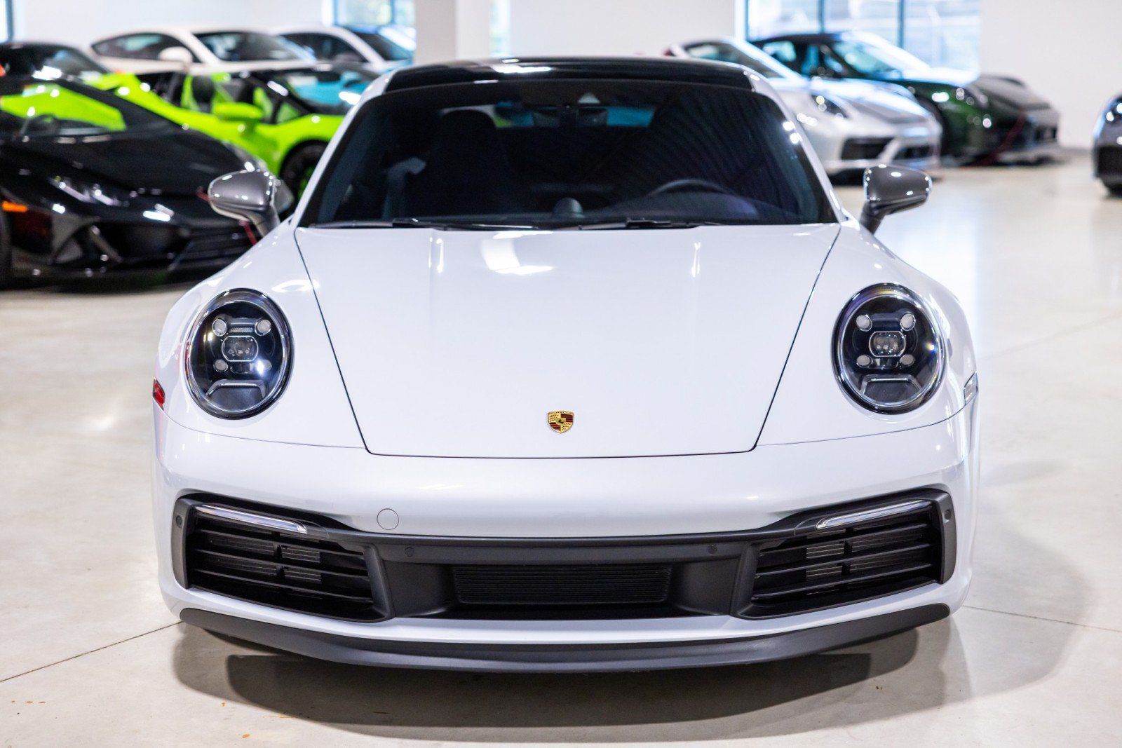 Used 2024 Porsche 911 Carrera T RWD image 11