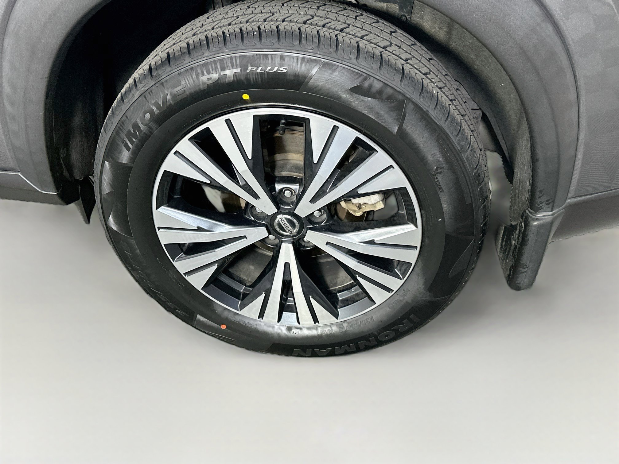 Used 2021 Nissan Rogue SV FWD image 11