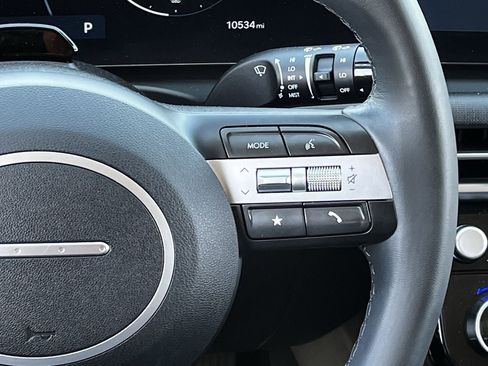 Used 2025 Hyundai Tucson SEL image 14