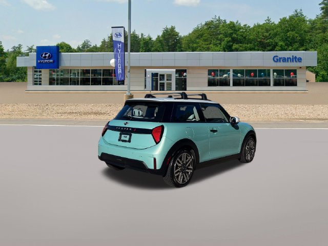 Used 2025 MINI Cooper S FWD image 7