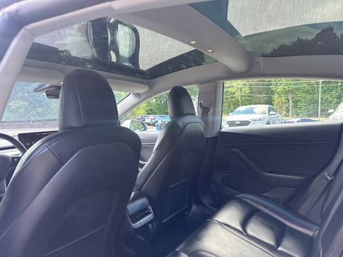 Used 2021 Tesla Model 3 Long Range AWD/4WD image 16