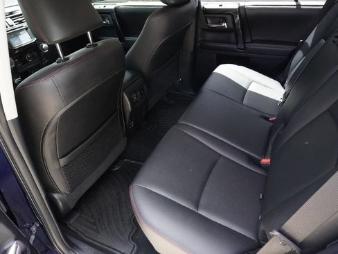 Used 2015 Toyota 4Runner Trail Premium AWD/4WD image 29