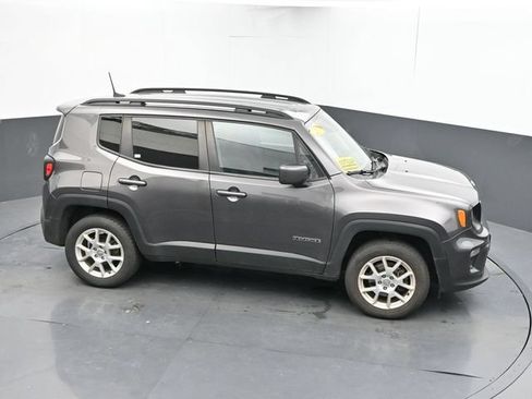 Used 2021 Jeep Renegade Latitude w/ Convenience Group AWD/4WD image 14