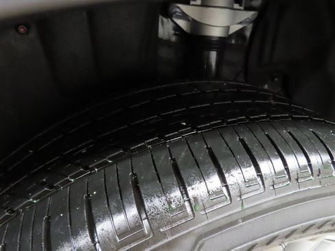 Used 2025 Lexus NX 300h AWD w/ Luxury Package image 34