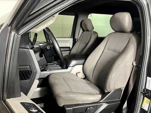 Used 2018 Ford F150 XLT w/ Equipment Group 302A Luxury image 7