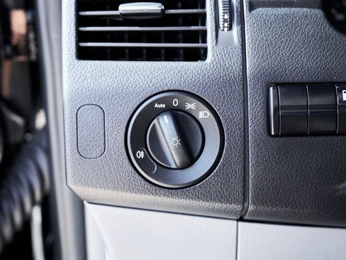 Used 2017 Mercedes-Benz Sprinter 3500 image 34