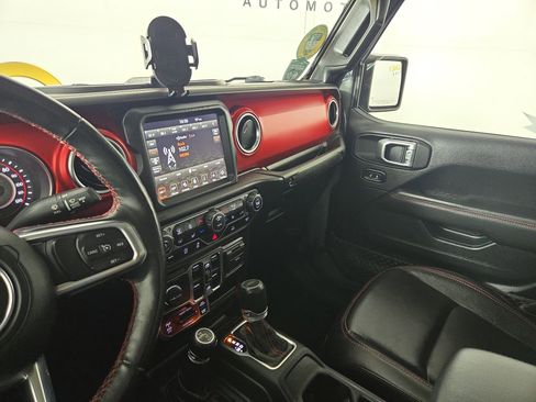 Certified 2020 Jeep Gladiator Rubicon image 25