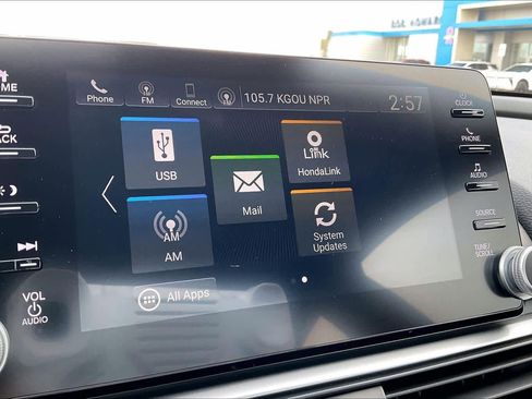 Used 2018 Honda Accord Sport image 32