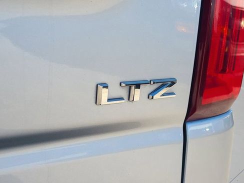 Used 2022 Chevrolet Silverado 1500 LTZ image 10