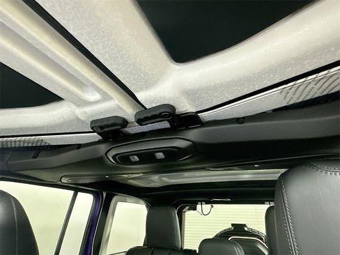 New 2026 Jeep Wrangler Unlimited Rubicon image 14