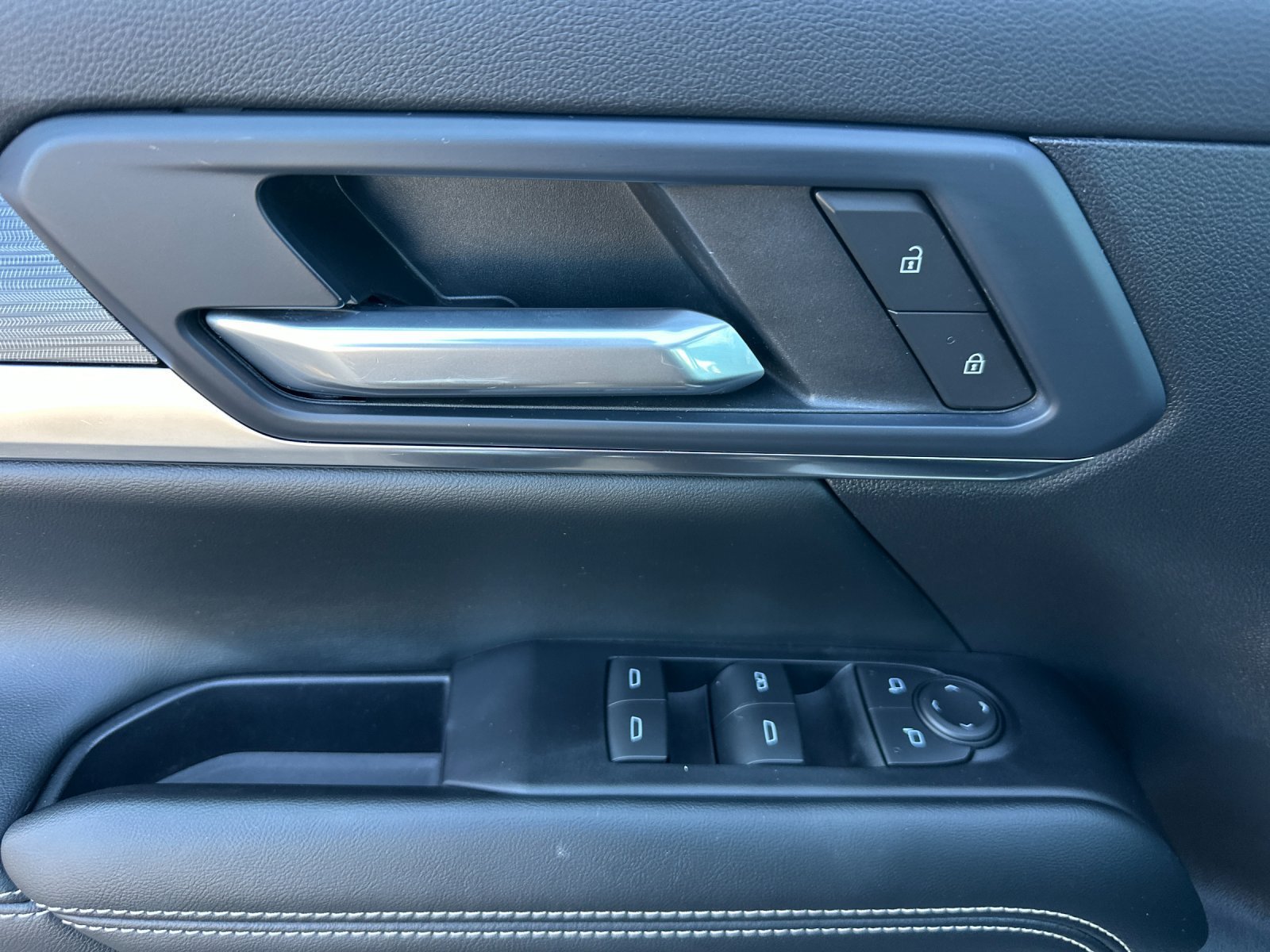 Used 2026 GMC Terrain Elevation FWD image 11