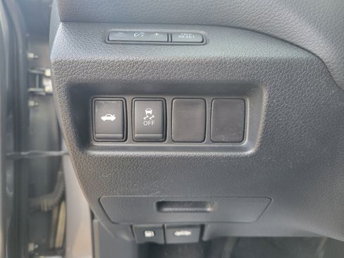 Used 2016 Nissan Altima 2.5 SV w/ Convenience Package image 20