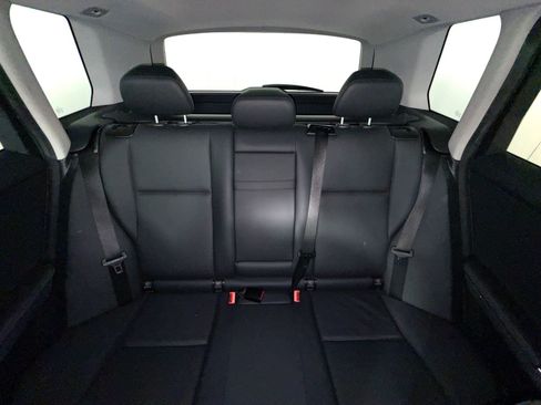 Used 2015 Mercedes-Benz GLK 250 BlueTEC 4MATIC image 24