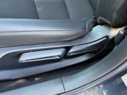 Used 2025 Honda Civic Sport image 24