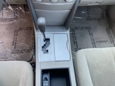 Used 2007 Toyota Camry LE FWD image 20