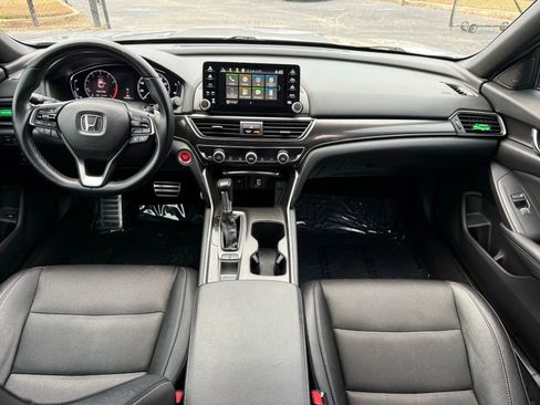 Used 2019 Honda Accord Sport image 15