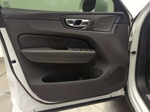 Used 2023 Volvo XC60 B5 Plus w/ Climate Package image 23