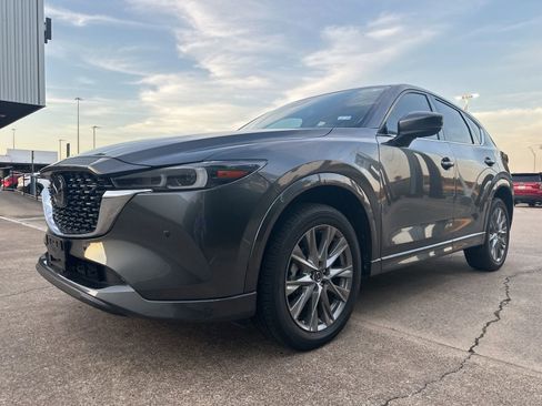 Used 2025 MAZDA CX-5 AWD 2.5 S w/ Premium Plus Pkg image 3