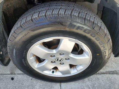 Used 2005 Honda Element EX image 17