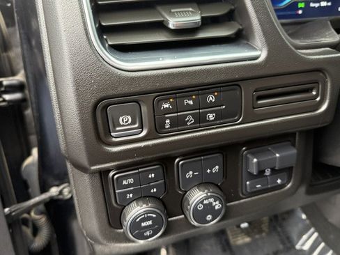 Used 2024 Chevrolet Tahoe Z71 w/ Off-Road Capability Package image 12