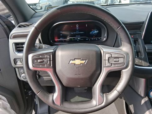 Used 2024 Chevrolet Suburban LT image 11