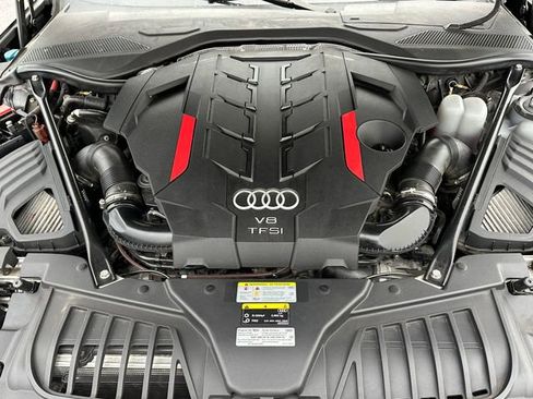 Used 2021 Audi S8 L AWD/4WD image 8