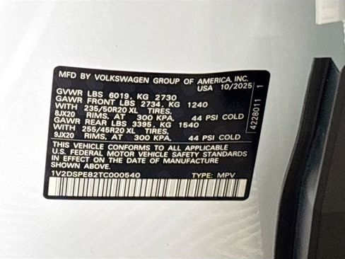 New 2026 Volkswagen ID.4 Pro image 25