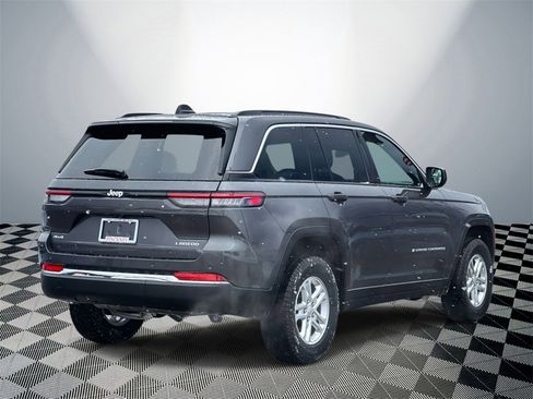 New 2025 Jeep Grand Cherokee Laredo w/ Luxury Tech Group I image 5