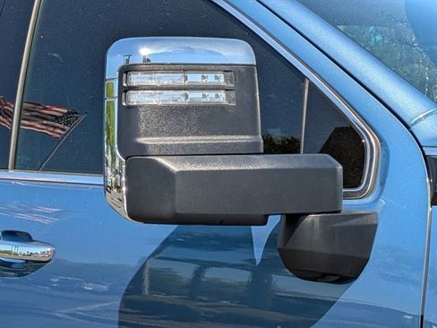 Used 2026 GMC Sierra 2500 Denali w/ Technology Package image 12