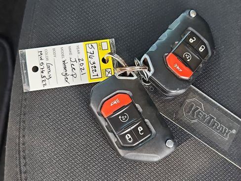 Used 2021 Jeep Wrangler Unlimited Sport AWD/4WD image 34