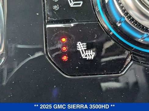 New 2025 GMC Sierra 3500 Denali w/ Denali Reserve Package image 27