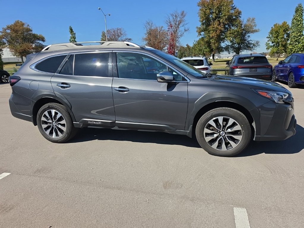 Used 2024 Subaru Outback Touring XT w/ Popular Package #2 AWD/4WD image 6