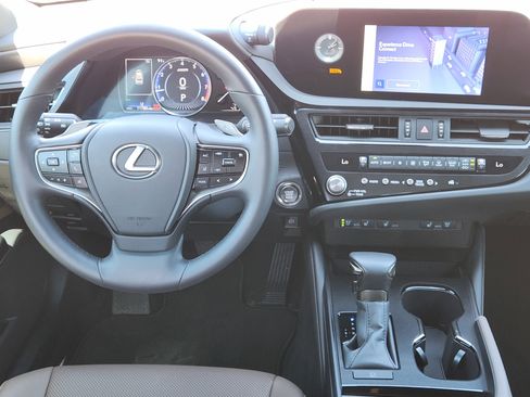 Used 2025 Lexus ES 350 Premium w/ Premium Package image 25