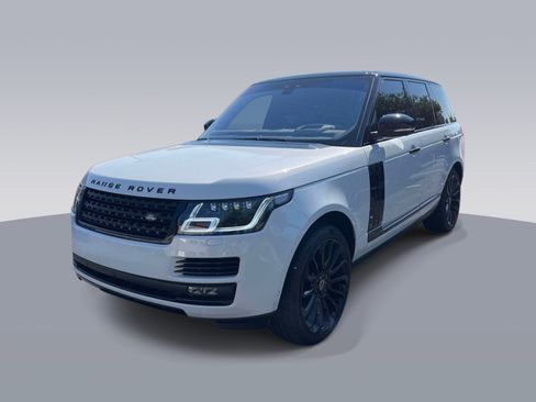 Used 2017 Land Rover Range Rover Supercharged AWD/4WD image 2