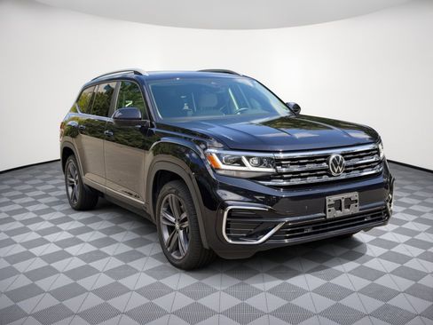Used 2022 Volkswagen Atlas SEL R-Line AWD/4WD image 7