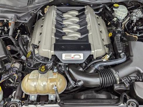 Used 2017 Ford Mustang GT image 24