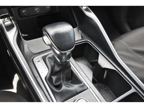 Used 2022 Kia Sorento S w/ Panoramic Sunroof Package FWD image 30