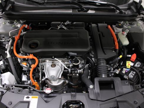 Used 2025 Honda Accord Sport image 38