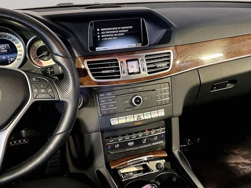 Used 2016 Mercedes-Benz E 350 4MATIC Wagon image 7