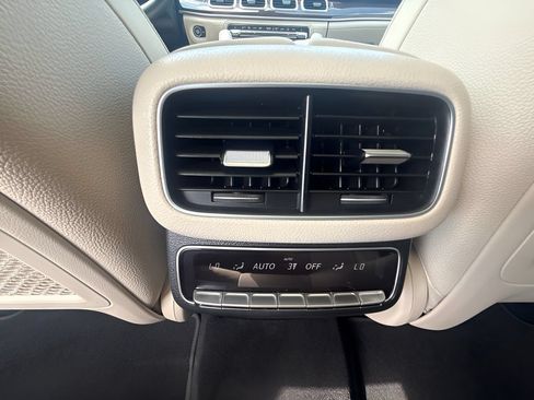Used 2023 Mercedes-Benz GLE 580 4MATIC image 13