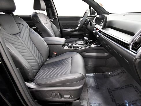 Certified 2026 Kia Sorento SX Prestige AWD/4WD image 20