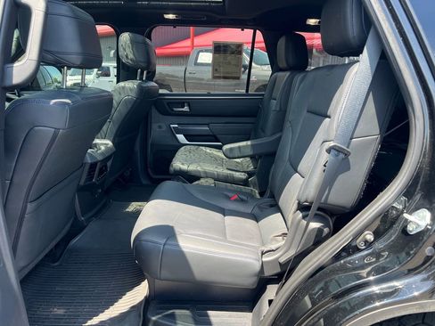 Used 2024 Toyota Sequoia Platinum AWD/4WD image 35