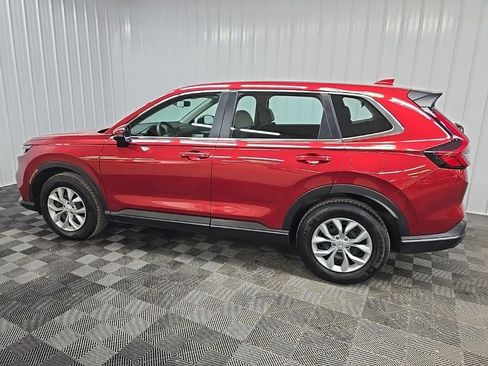 Used 2023 Honda CR-V LX image 4