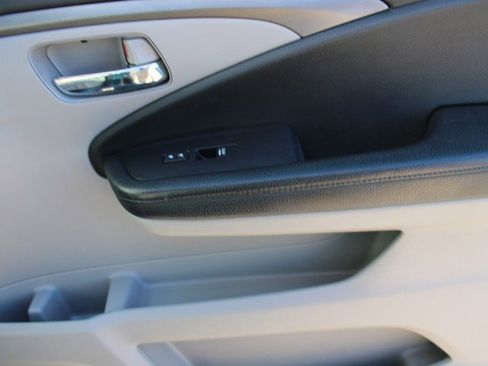 Used 2019 Honda Pilot EX-L image 16